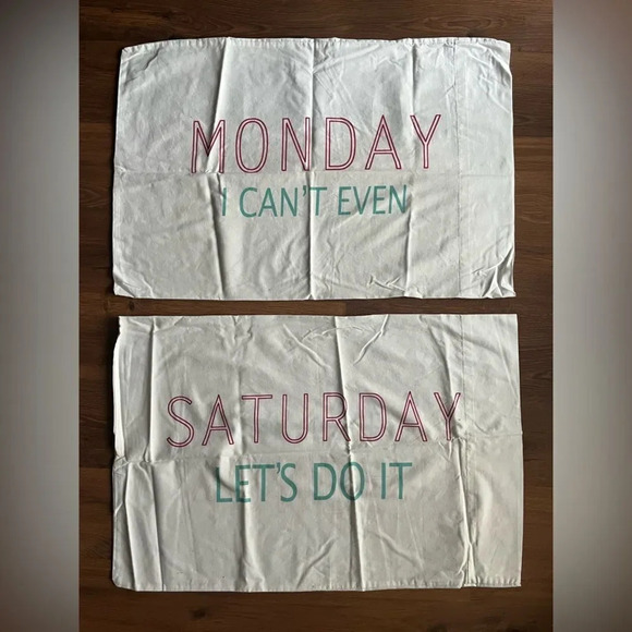 FREE Pillow Case Set - Picture 2 of 2